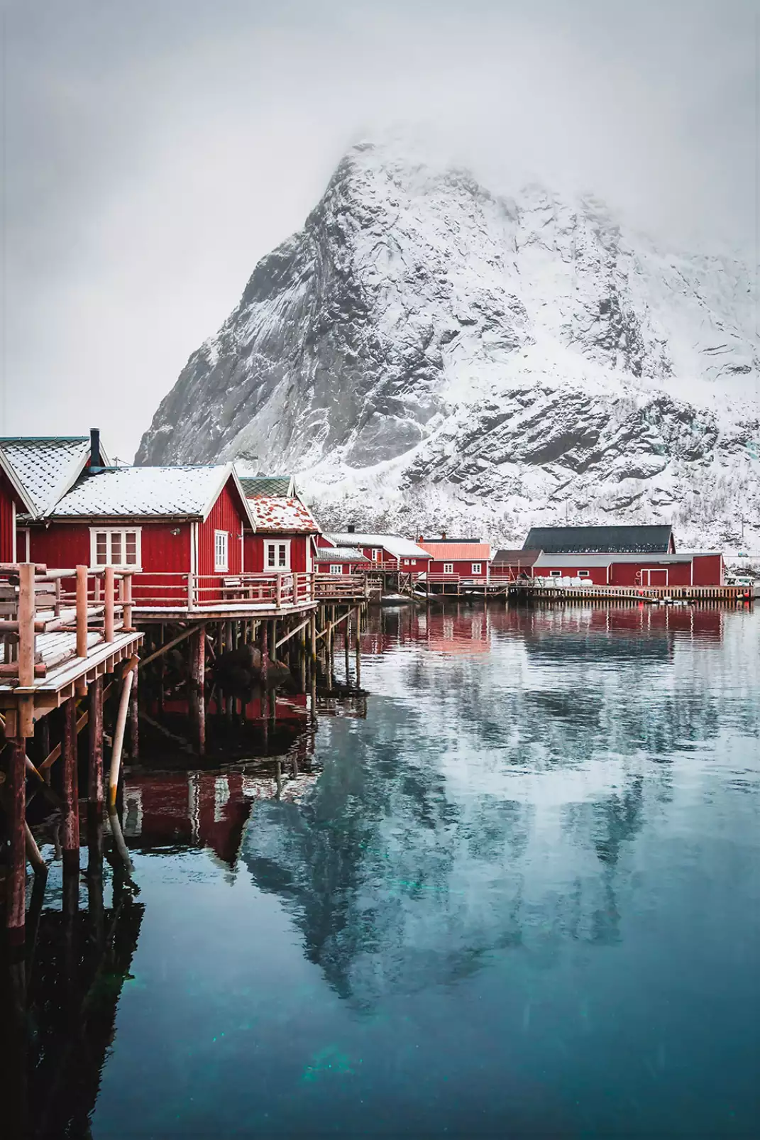 paysage-hiver-village-de-pecheur-norvegien