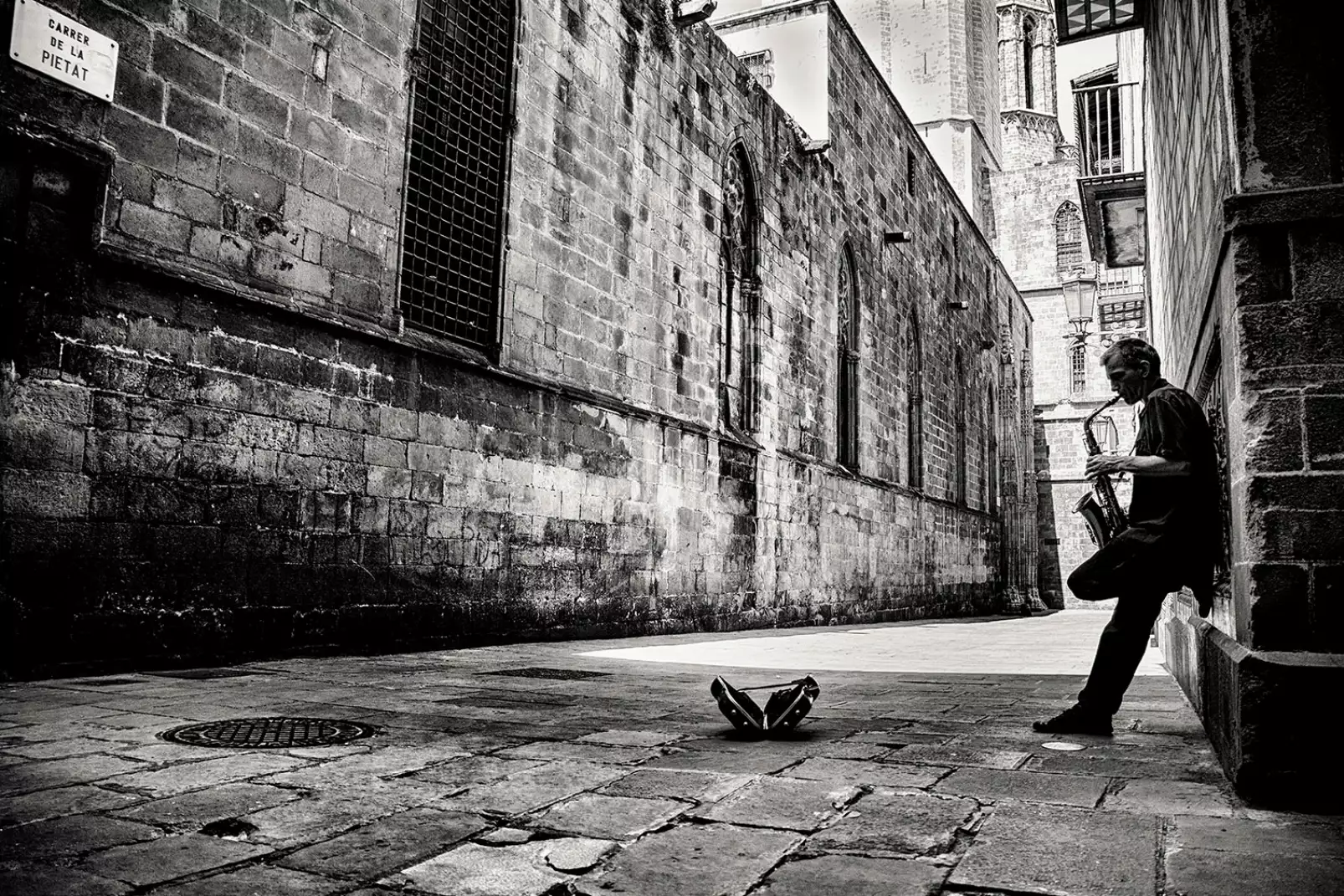 poster-noir-et-blanc-saxophone-de-rue